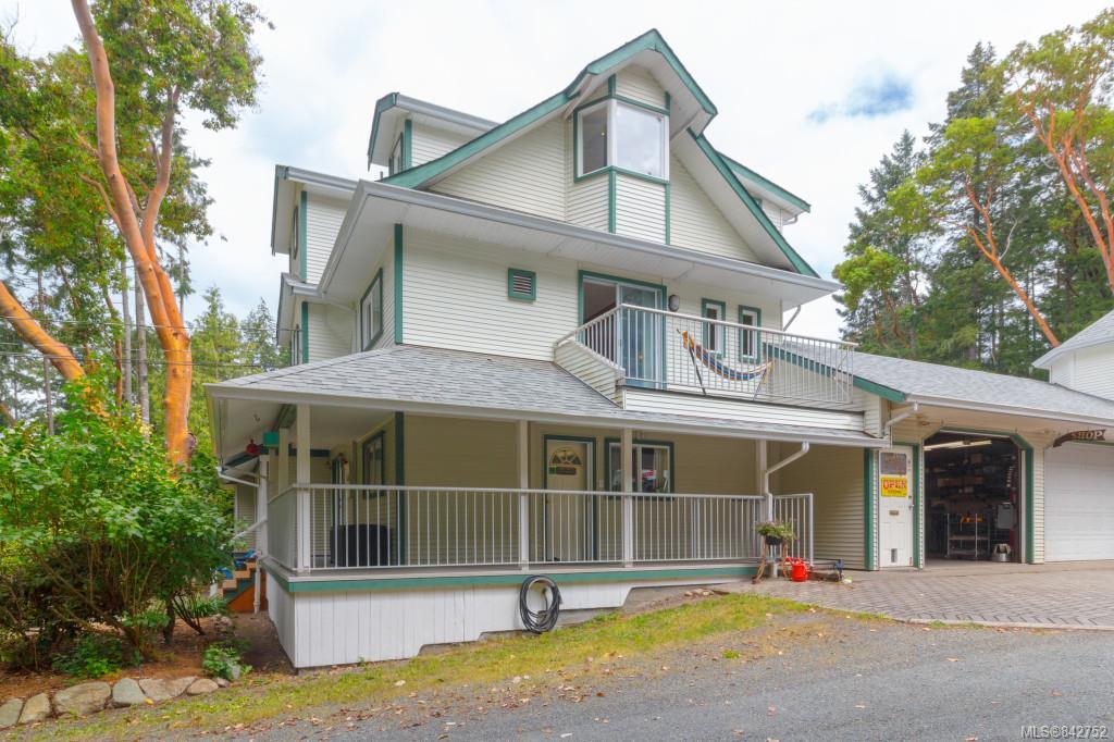 3121 Telegraph Road, Mill Bay, BC, V0R 2P3 842752 Sarah Doyle Personal Real Estate Corporation