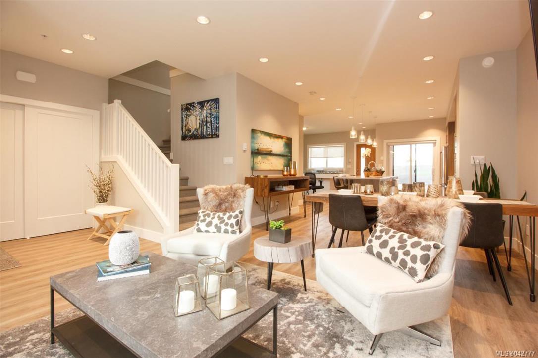 7880 Lochside Drive, Central Saanich, BC, V8M 0B9 842777 Victoria