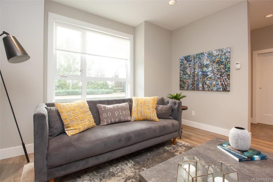 7880 Lochside Drive, Central Saanich, BC, V8M 0B9 842777 Victoria