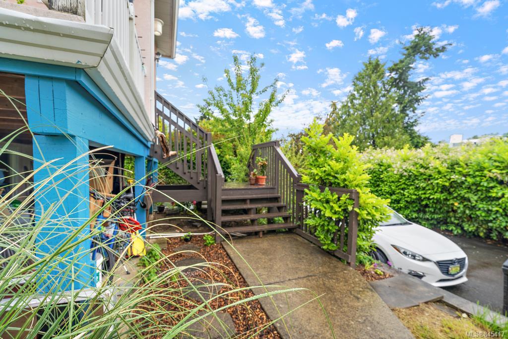 504 Selkirk Ave, Victoria, BC, CA 845417 Kirsten Marten PREC