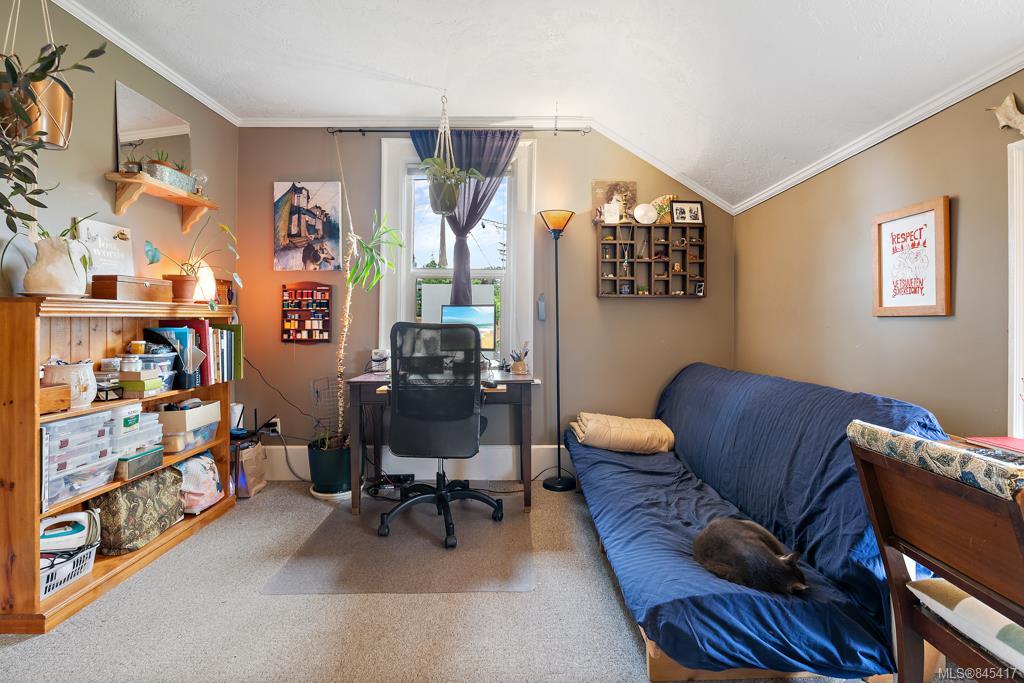 504 Selkirk Ave, Victoria, BC, V9A 2T1 845417 Marten Homes Real