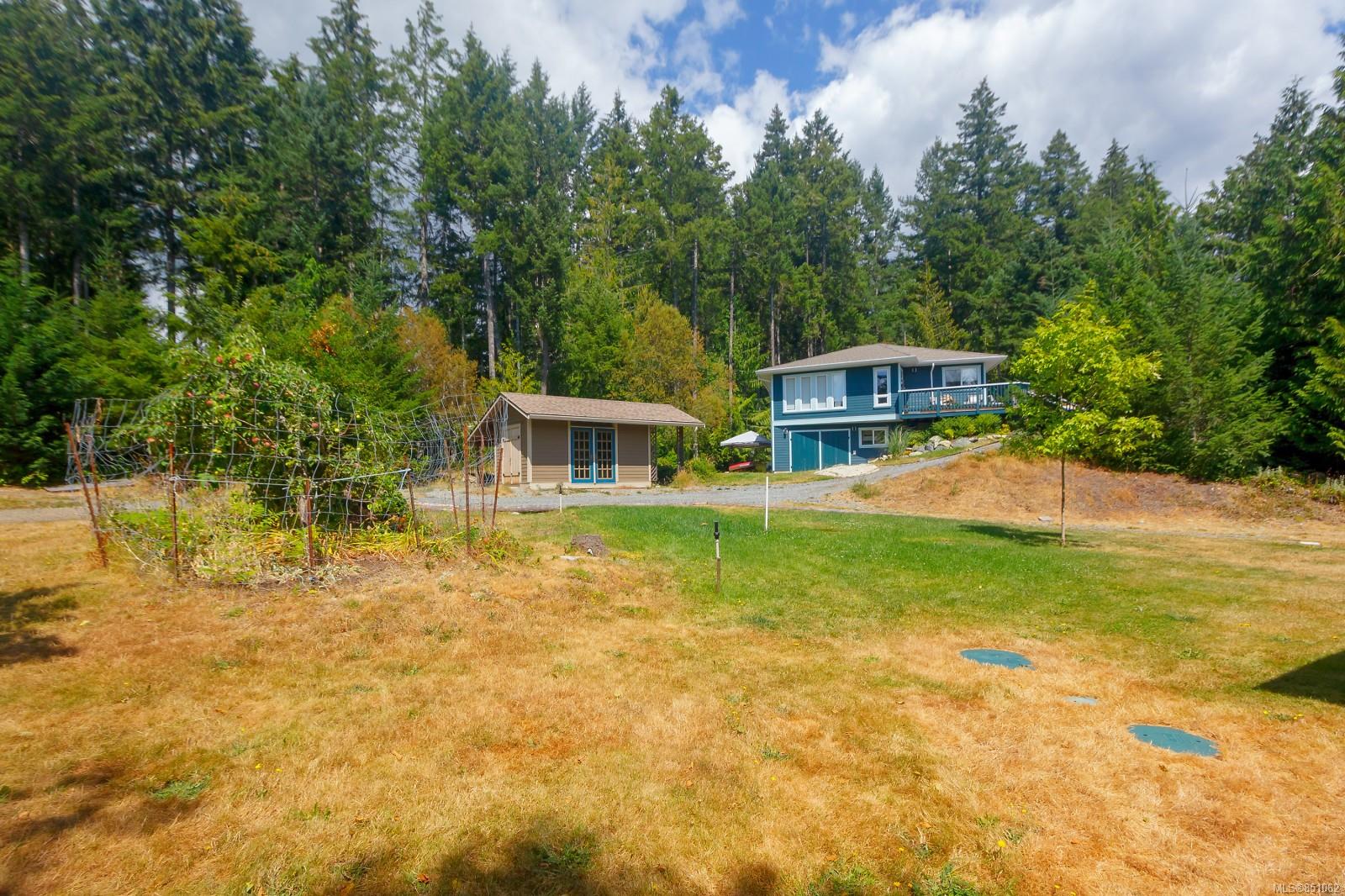 2782 Meadowview Road, Shawnigan Lake, BC, V0R 2W1 851062 The House Selling Group