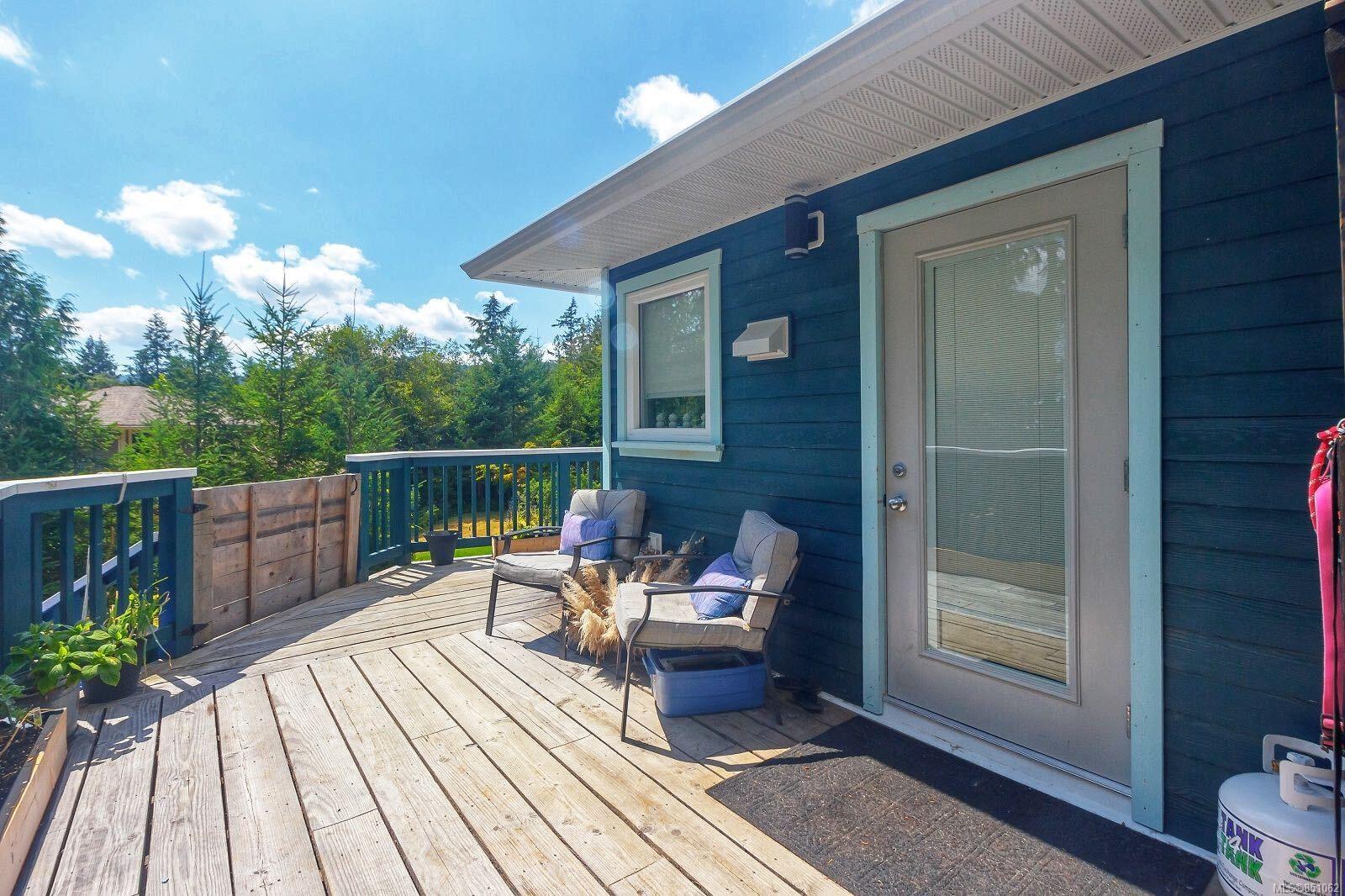 2782 Meadowview Road, Shawnigan Lake, BC, V0R 2W1 851062 The House