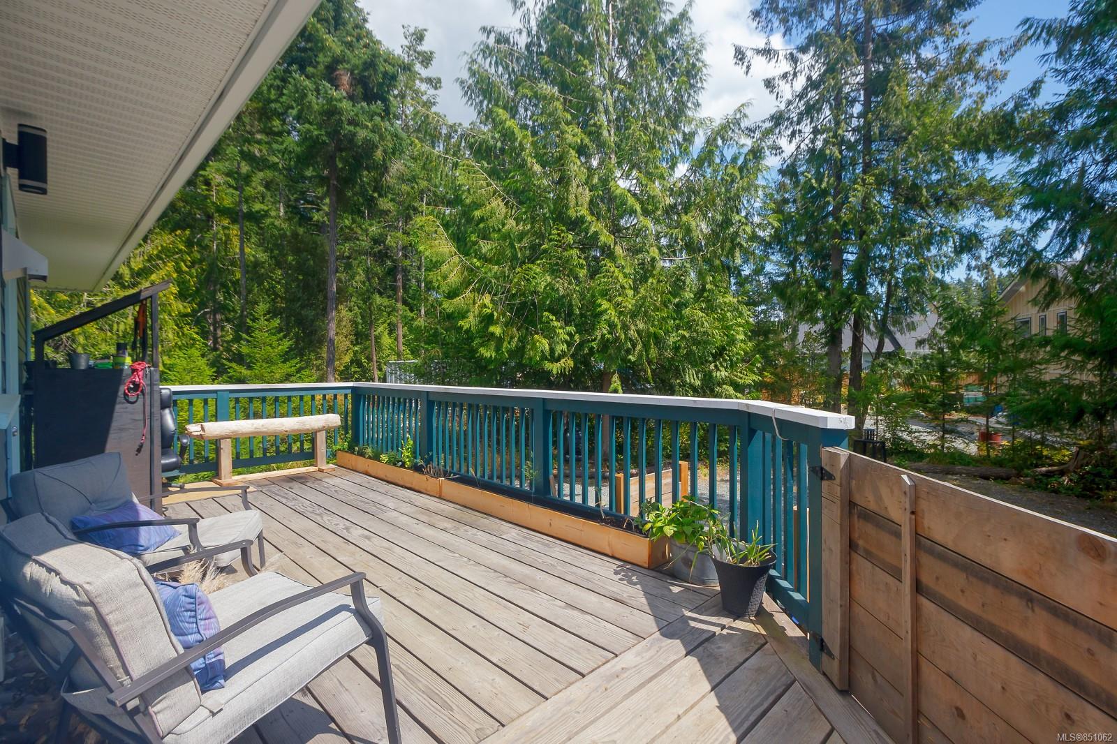 2782 Meadowview Road, Shawnigan Lake, BC, V0R 2W1 851062 The House