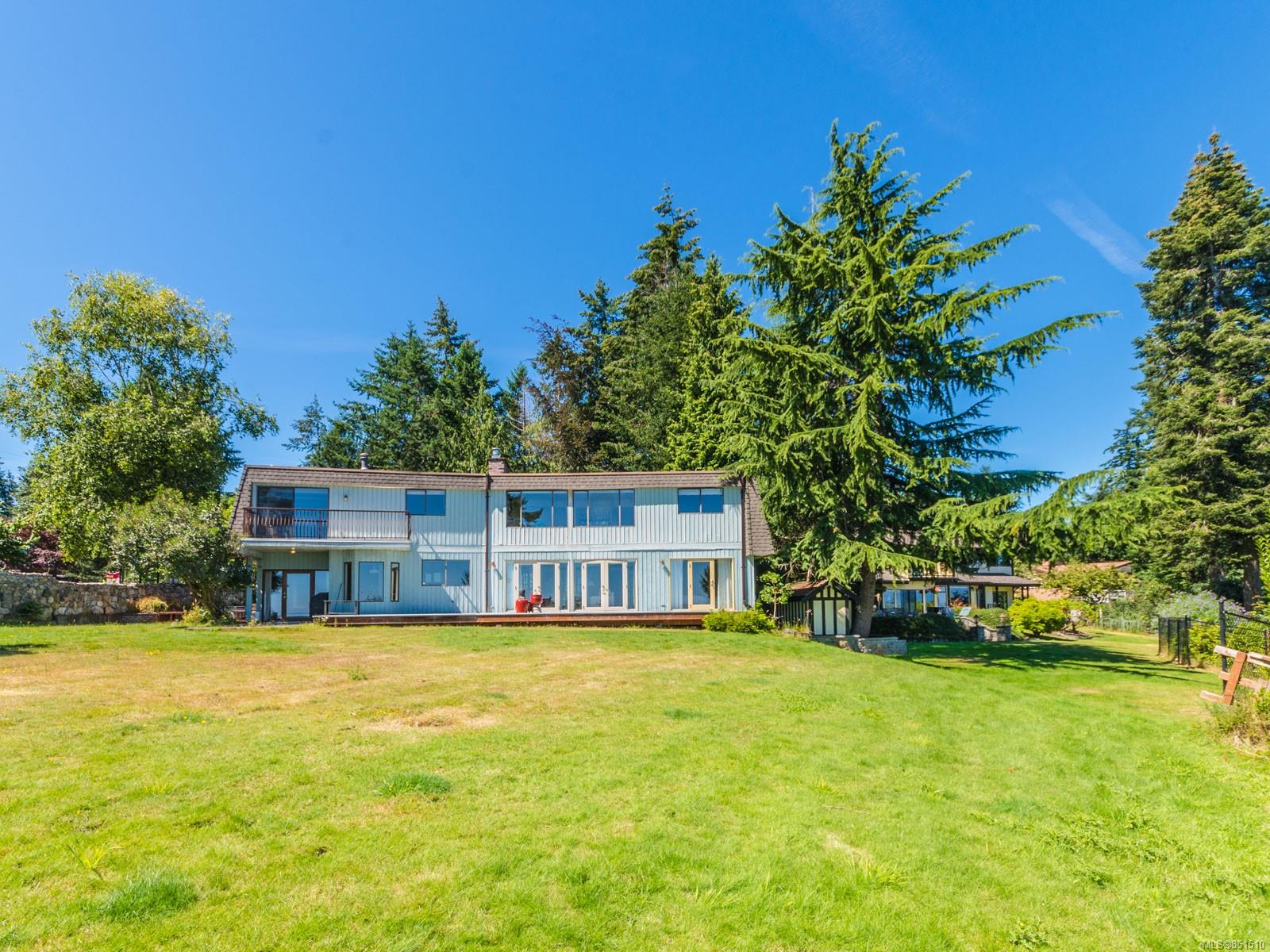 3552 Hammond Bay Road SW, Nanaimo, BC, V9T 1E9 851510 Susan ster