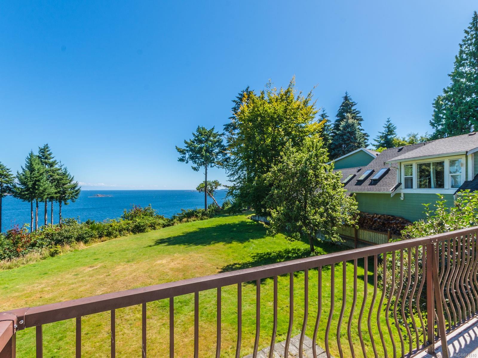 3552 Hammond Bay Road SW, Nanaimo, BC, V9T 1E9 851510 Susan ster