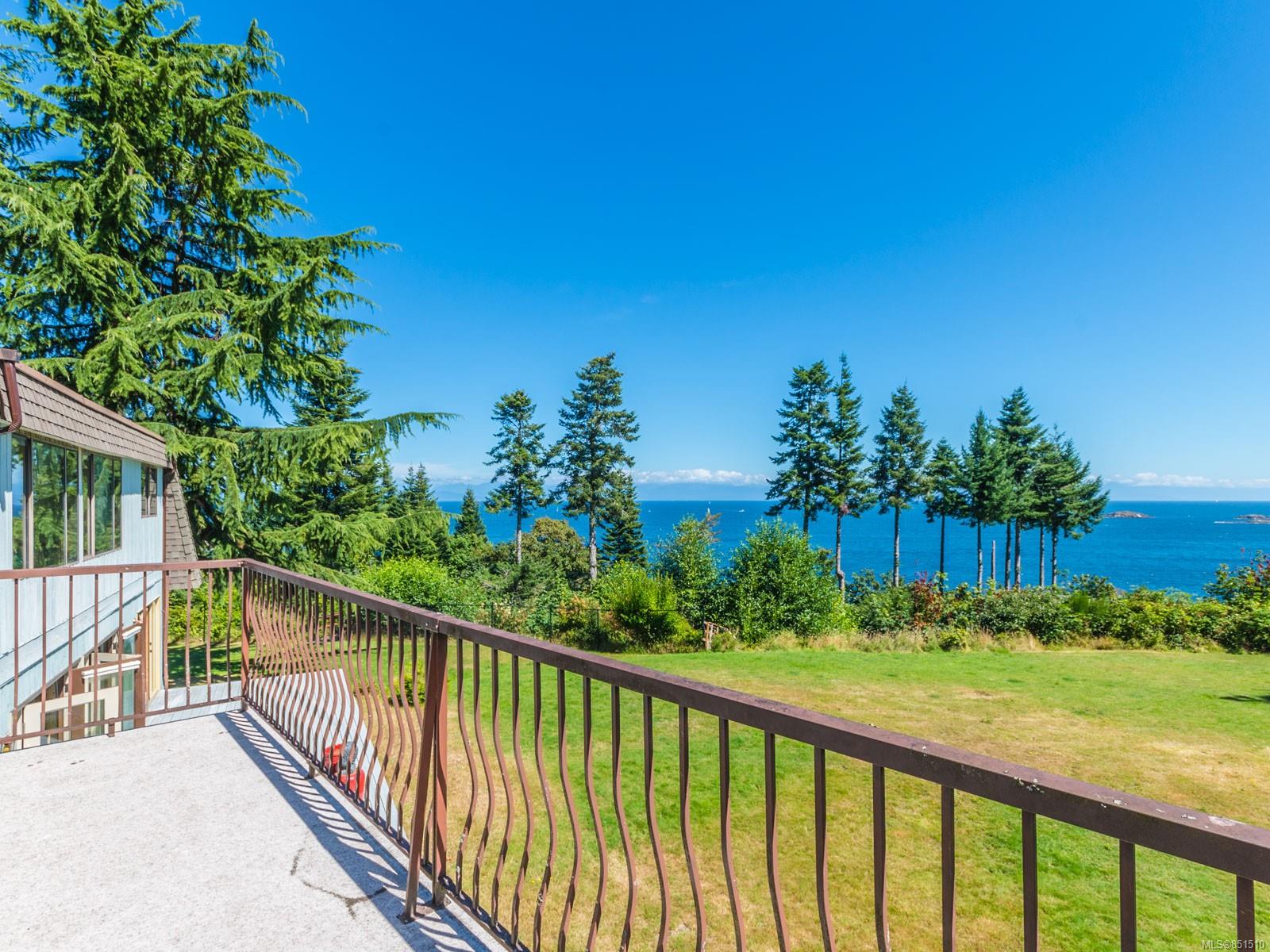 3552 Hammond Bay Road SW, Nanaimo, BC, V9T 1E9 851510 Susan ster