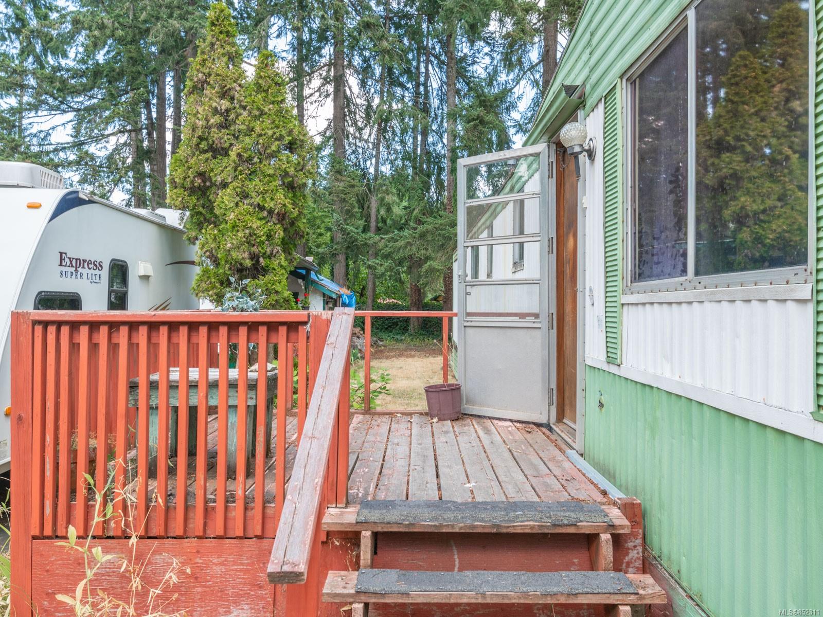 22 3560 Hallberg Road, Nanaimo, BC, V9G 1L4 852311 Carol Warkentin