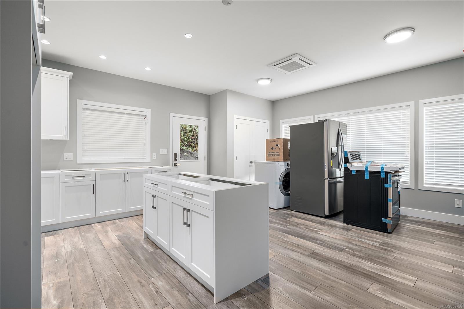 9811 Miracle Way, Youbou, BC, V0R 3E1 853796 Gower Smith Real