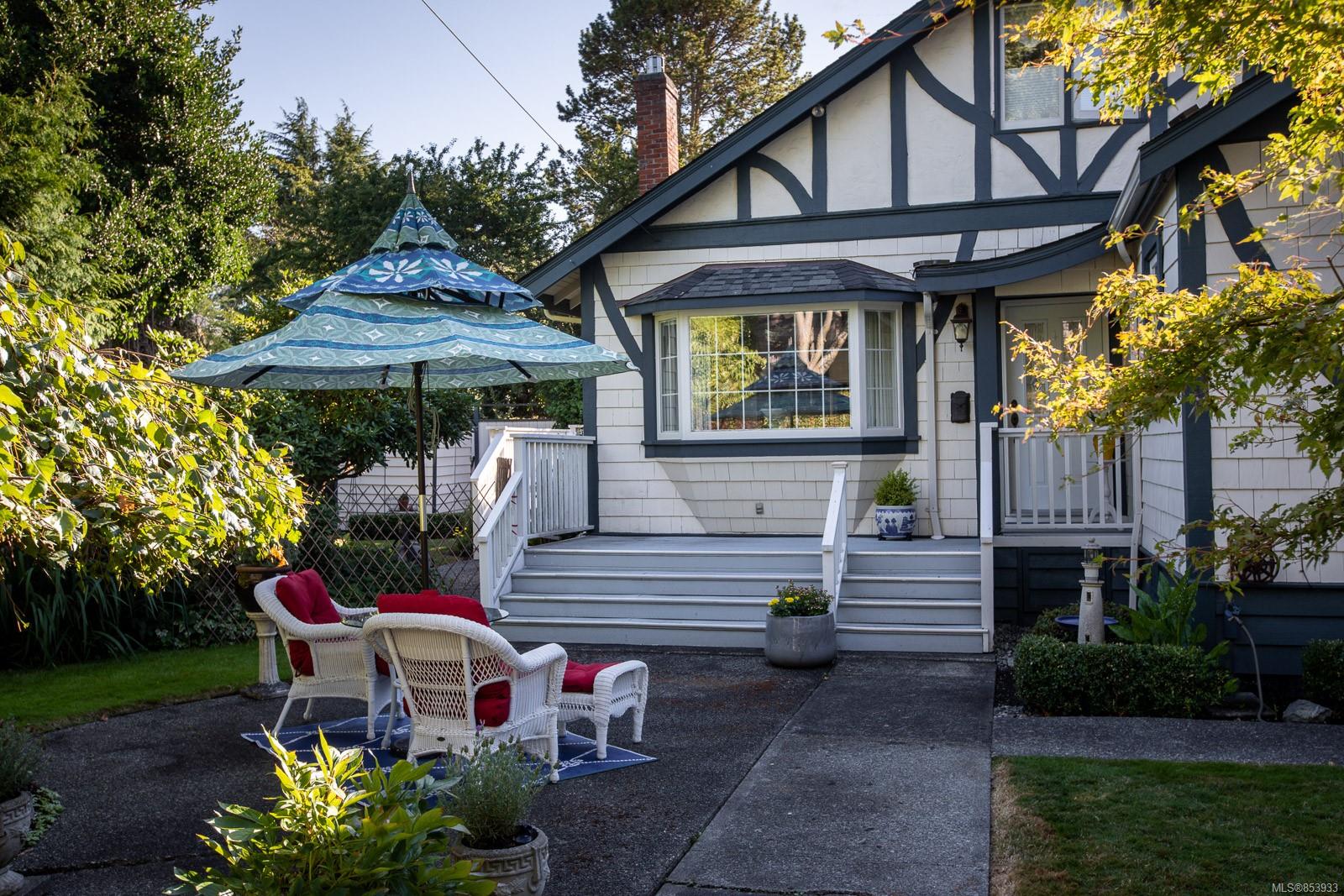 1036 Deal Street, Oak Bay, BC, V8S 5G5 853933 Mark Rice Personal