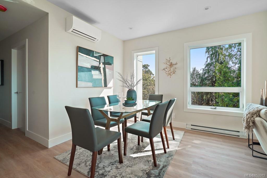 4G 835 Dunsmuir Road, Esquimalt, BC, V9A 5B8 853982 Mark Rice Personal Real Estate Corporation