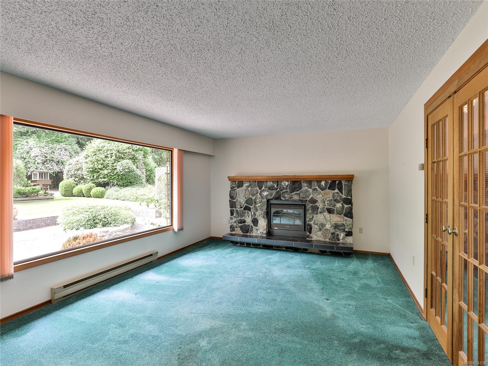 741 Canyon Crescent Road, Qualicum Beach, BC, V9K 1L2 854136