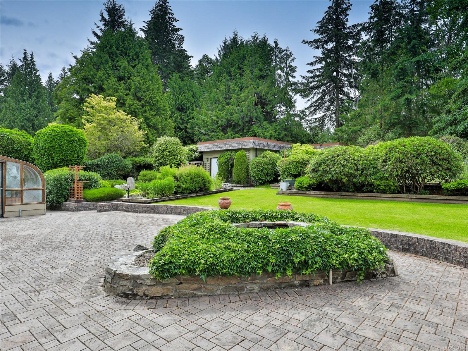 741 Canyon Crescent Road, Qualicum Beach, BC, V9K 1L2 854136