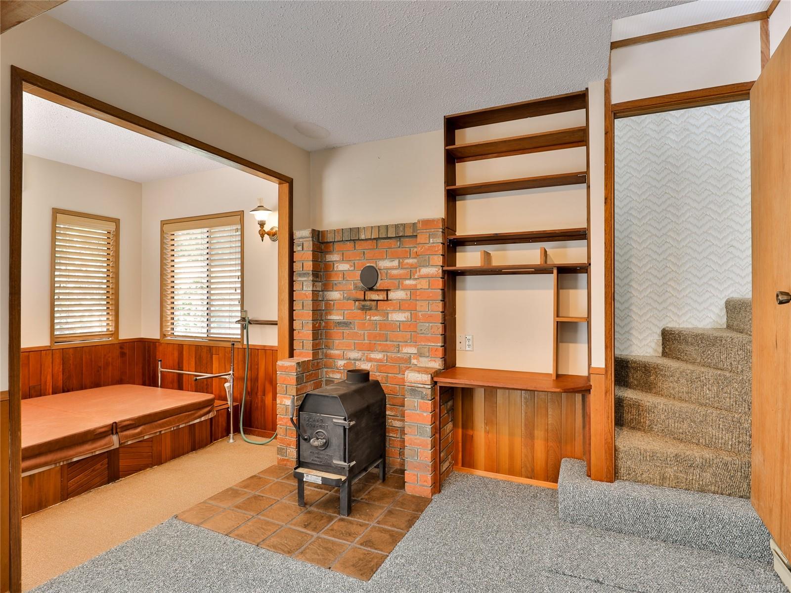 741 Canyon Crescent Road, Qualicum Beach, BC, V9K 1L2 854136