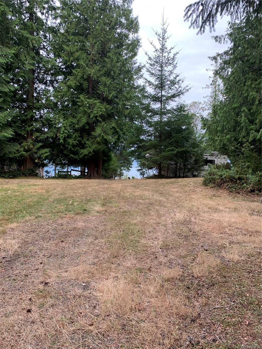 8396 SaSeenOs Road, Youbou, BC, V0R 3E1 854147 Victoria Real