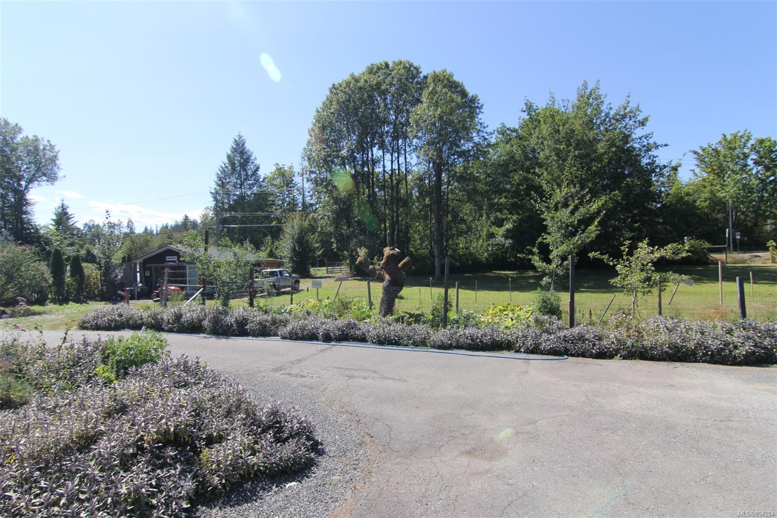 3082 Drinkwater Road, Duncan, BC, V9L 5Z1 854284 Per Dahlstrom