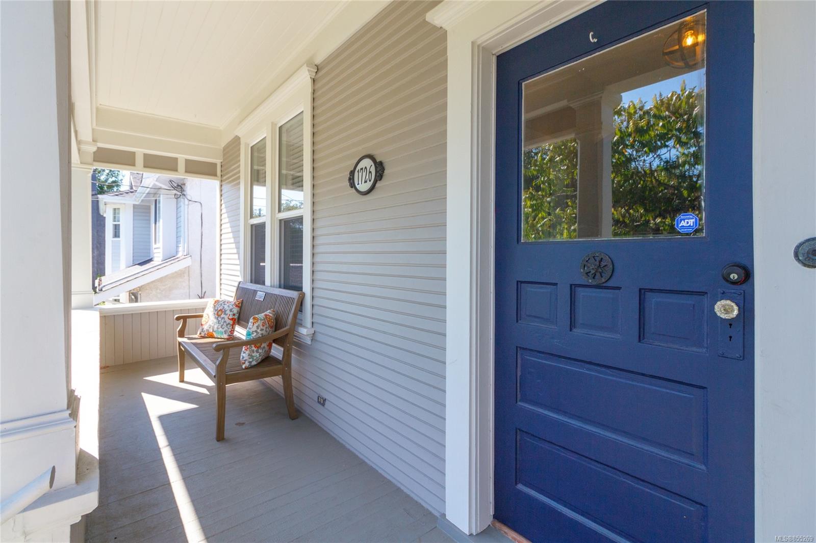 1726 Carrick St, Victoria, BC, CA | 855269 | The House ...