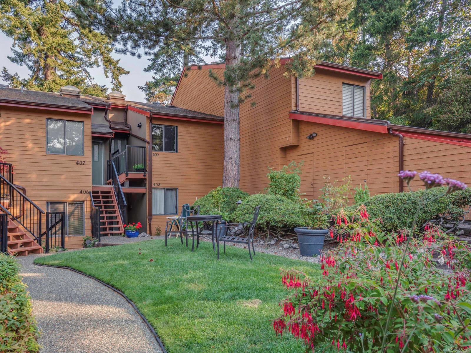 410, 2341 Harbour Road, Sidney, BC, V8L 3X8 855284 The House