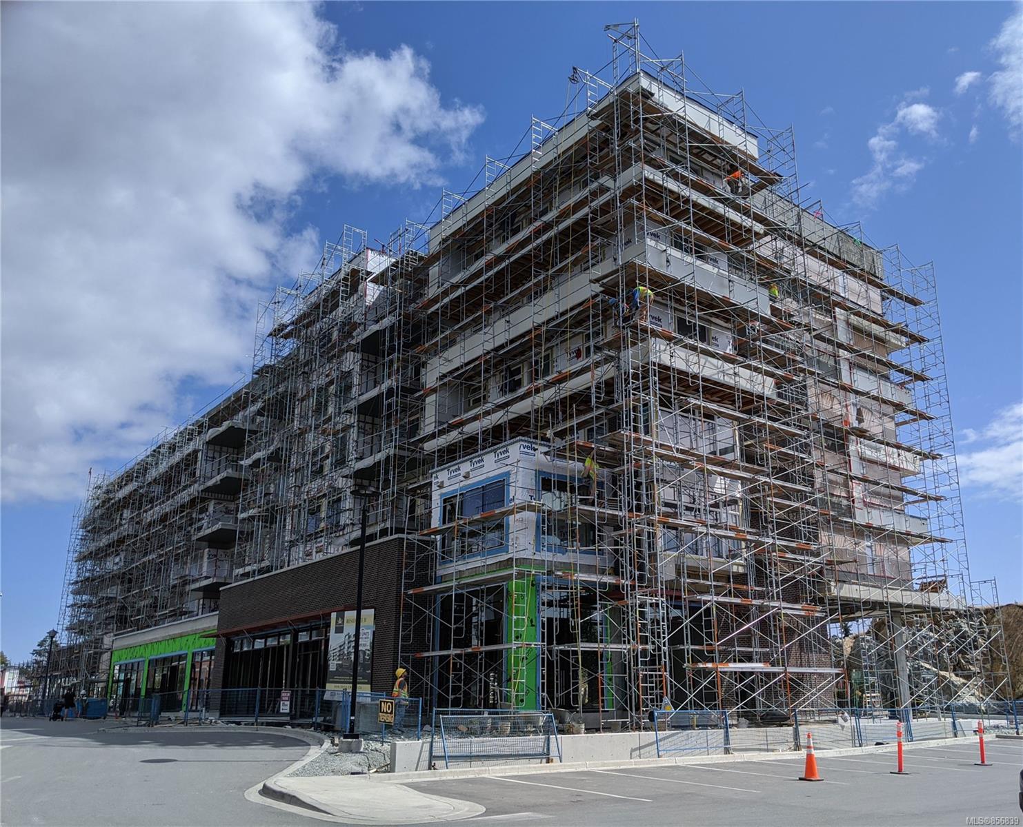 403 967 Whirlaway Crescent, Langford, BC, V9B 6W6 856839 Victoria