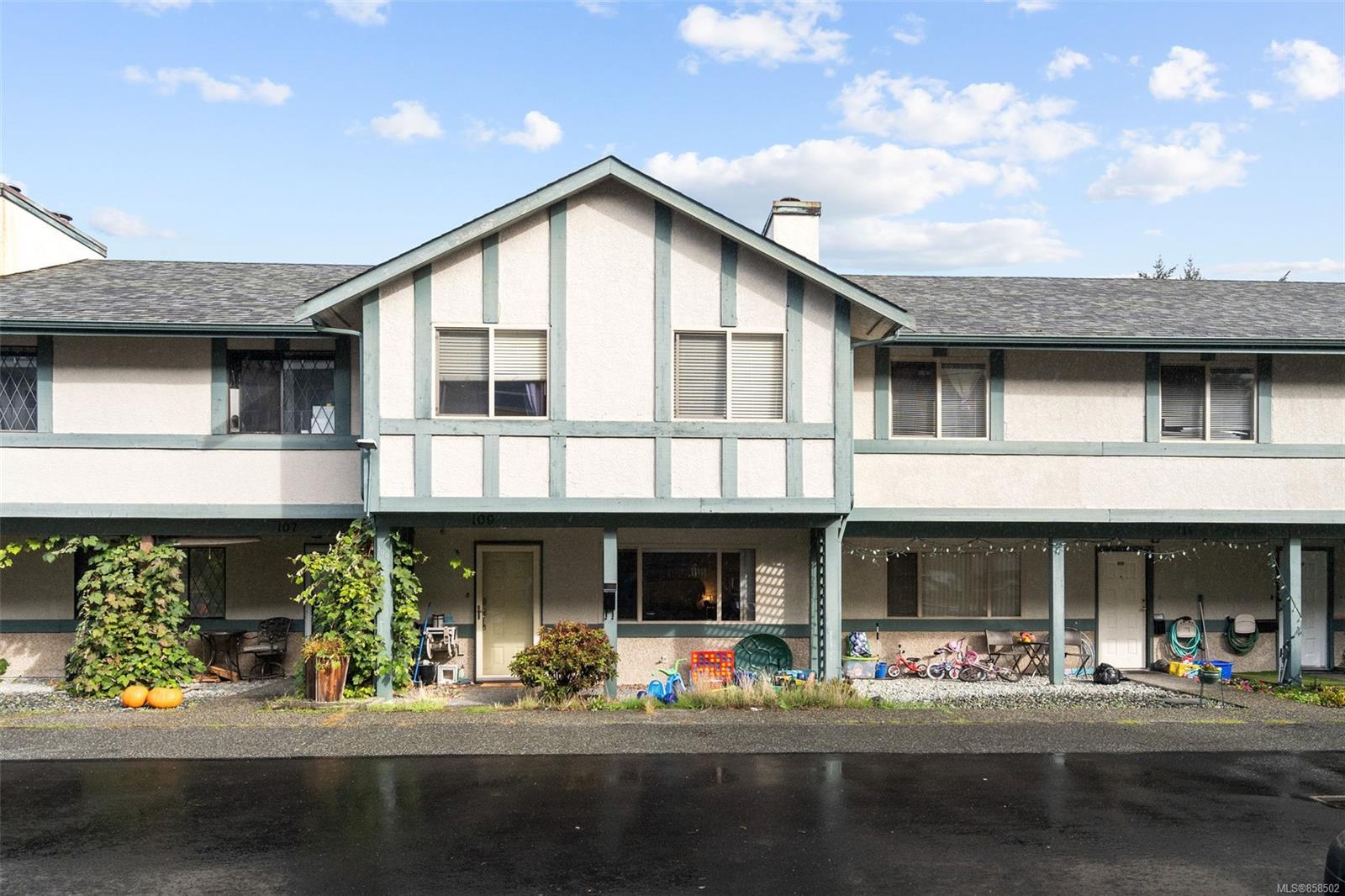 109 2763 Jacklin Road, Langford, BC, V9B 3X7 858502 Victoria Real