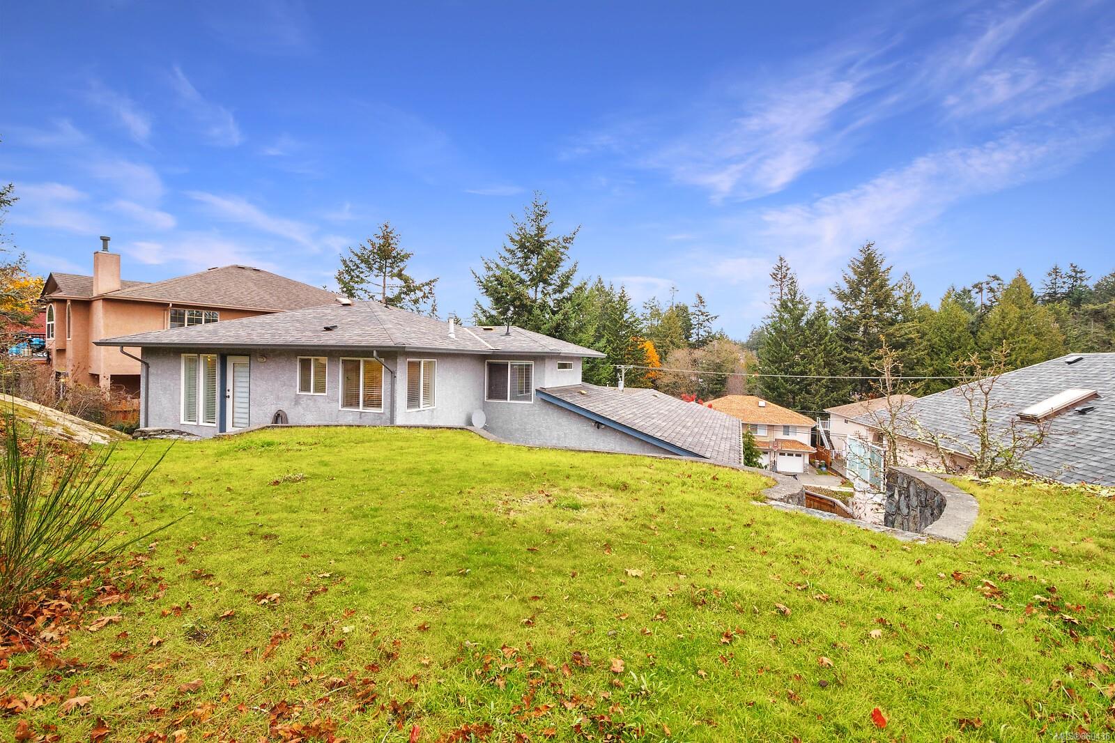 2426 Selwyn Road, Langford, BC, V9B 3K8 860436 The House Selling Group