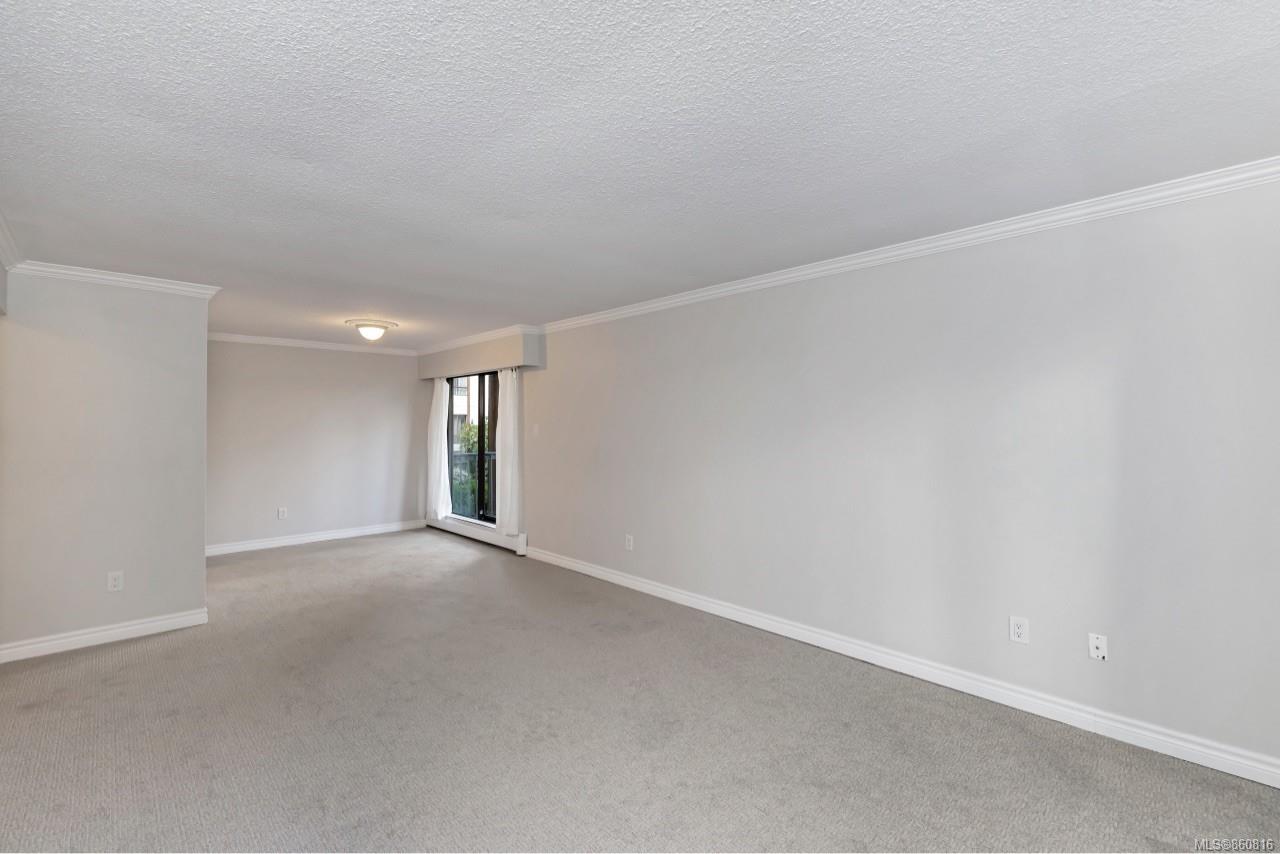 205 1009 McKenzie Avenue, Saanich, BC,