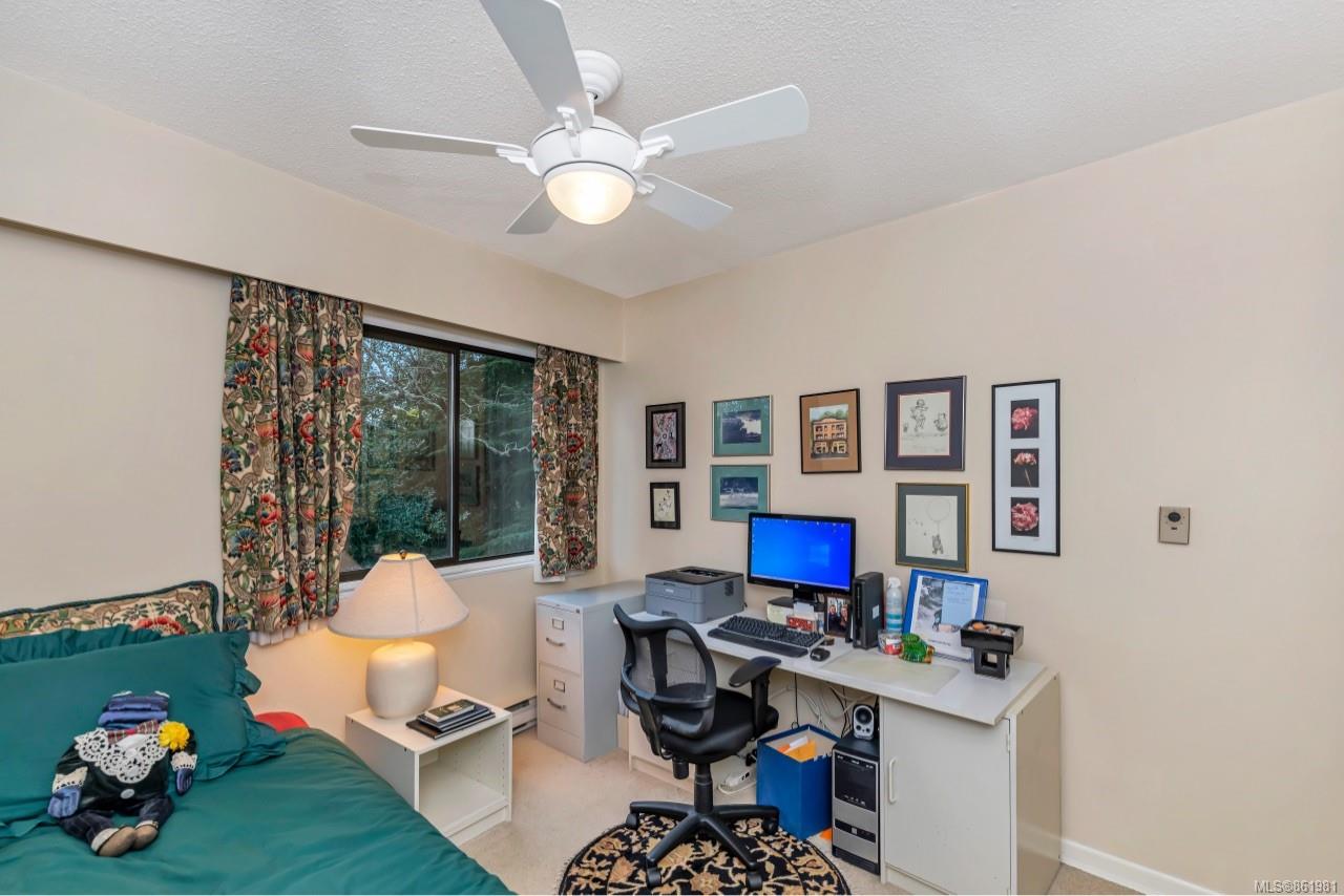 402 1875 Lansdowne Road, Saanich, BC, V8P 1A9 861981 Victoria Real