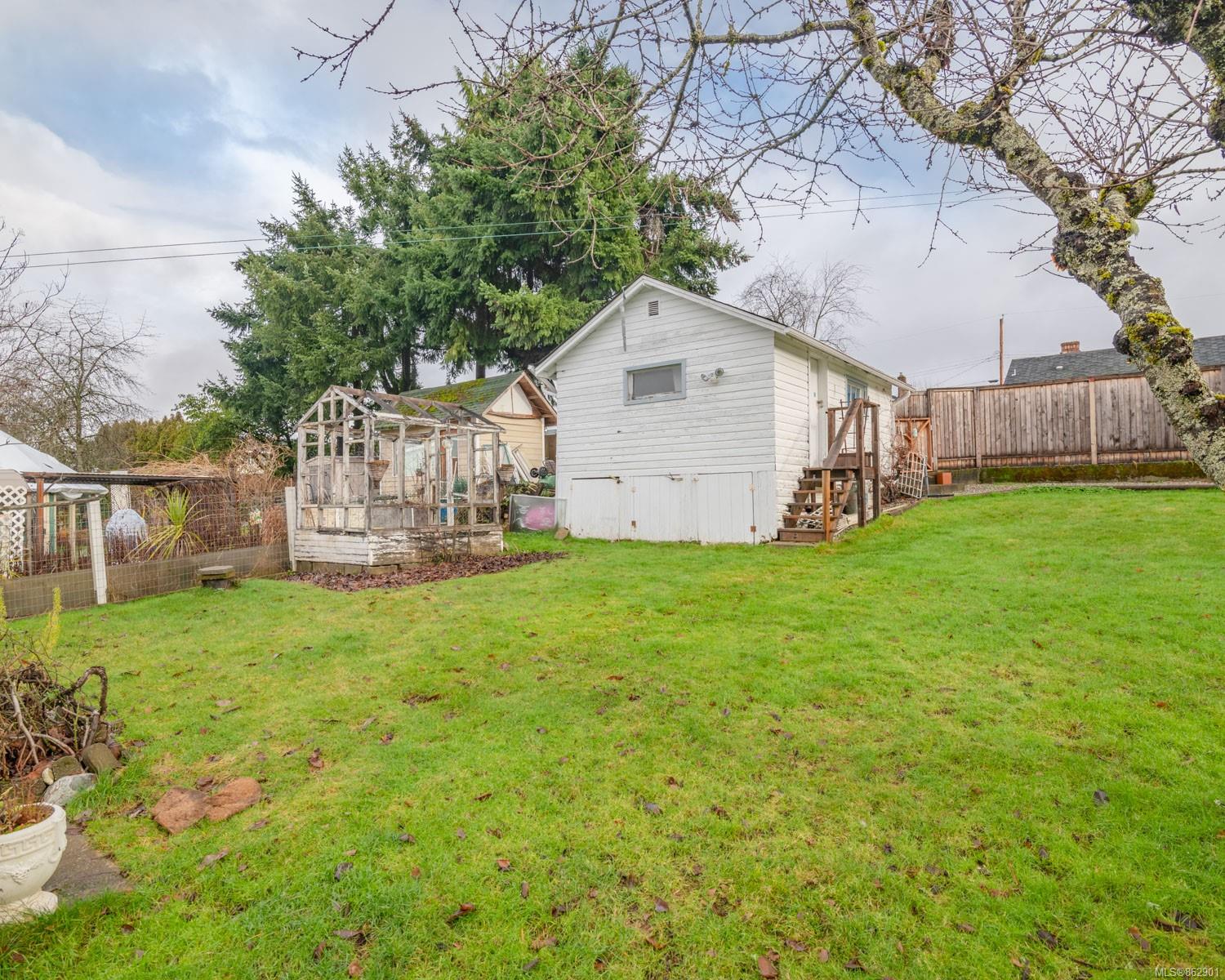 3657 11th Ave, Port Alberni, BC, CA 862901 Carol Warkentin Personal