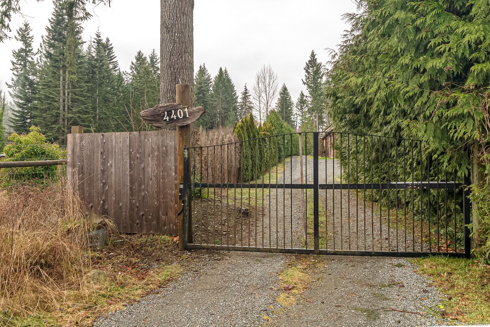 4401 Marsden Road, Courtenay, BC, V9N 5M8 863298 Real Estate By Richelle