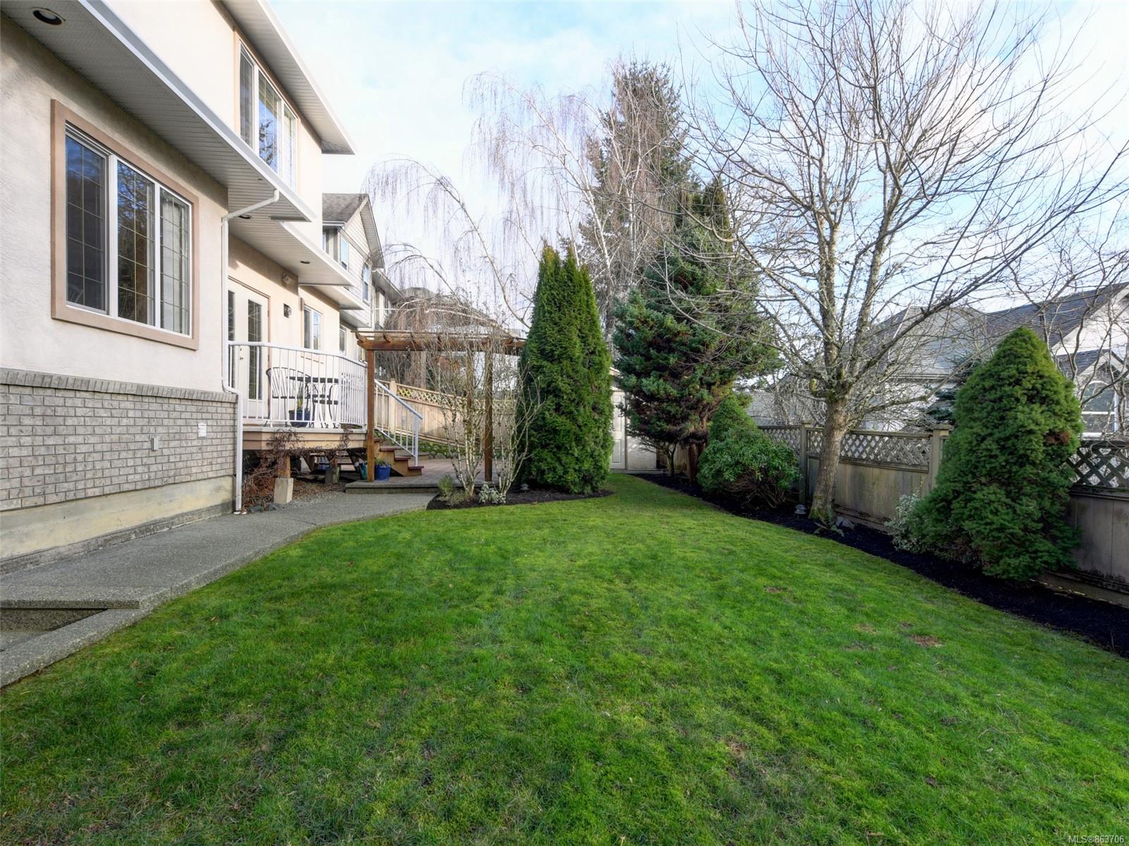 1997 Ridgeview Rise, View Royal, BC, V9B 6J1 863706 Marten Homes