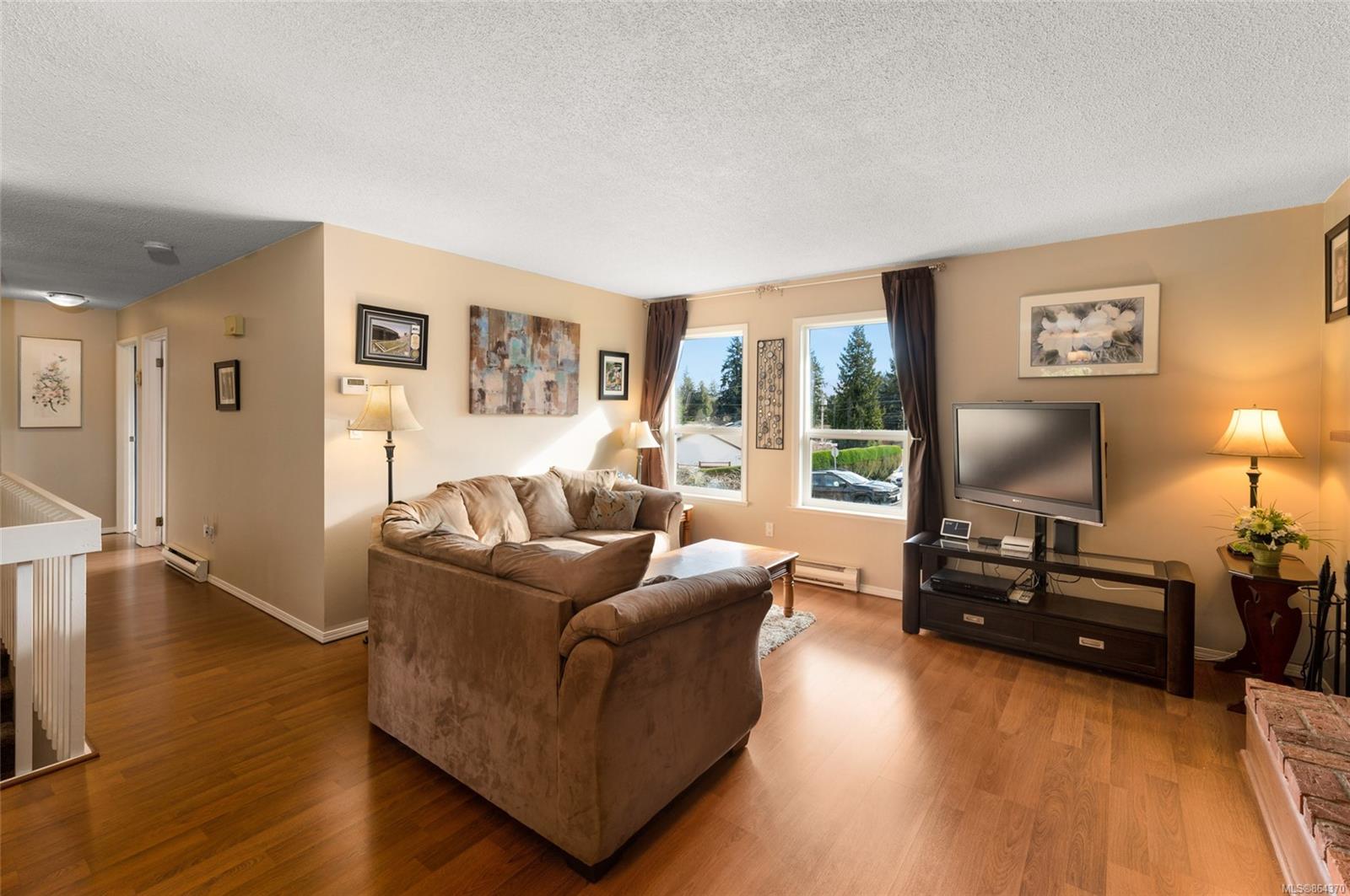 524 Stornoway Drive, Colwood, BC, V9C 2R4 864370 McMullen Homes Team