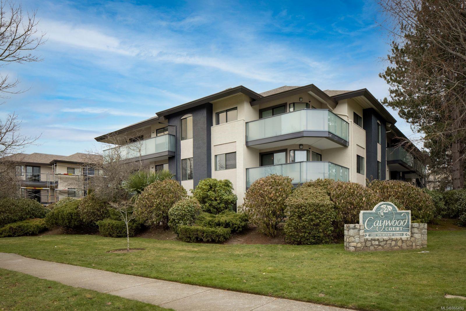 202 3900 Shelbourne Street, Saanich, BC, V8P 4H8 866490 Anke