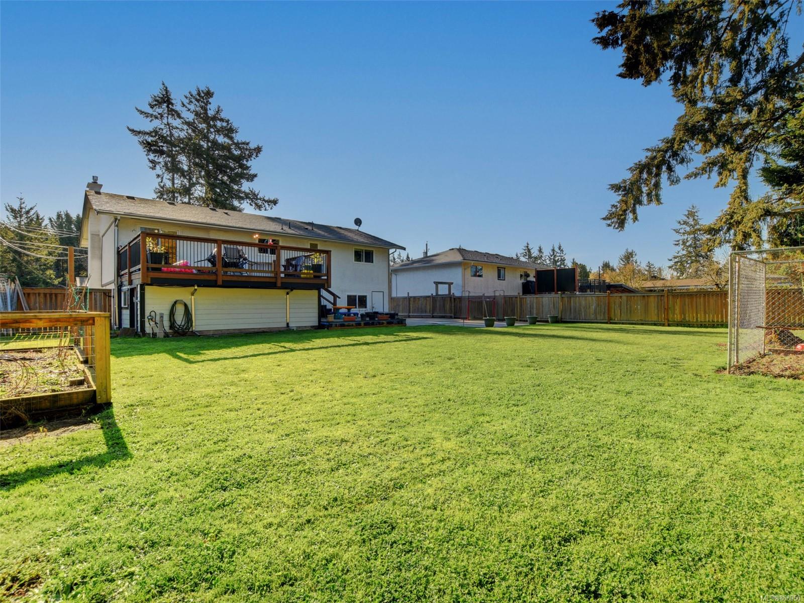 2936 Pickford Road, Colwood, BC, V9B 2K5 868950 Jaret Andrews