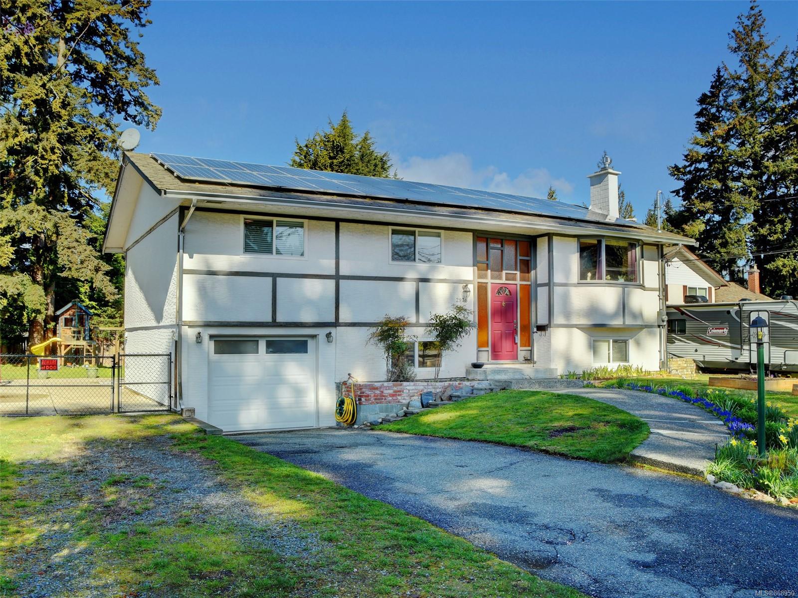 2936 Pickford Road, Colwood, BC, V9B 2K5 868950 Jaret Andrews Personal Real Estate Corporation