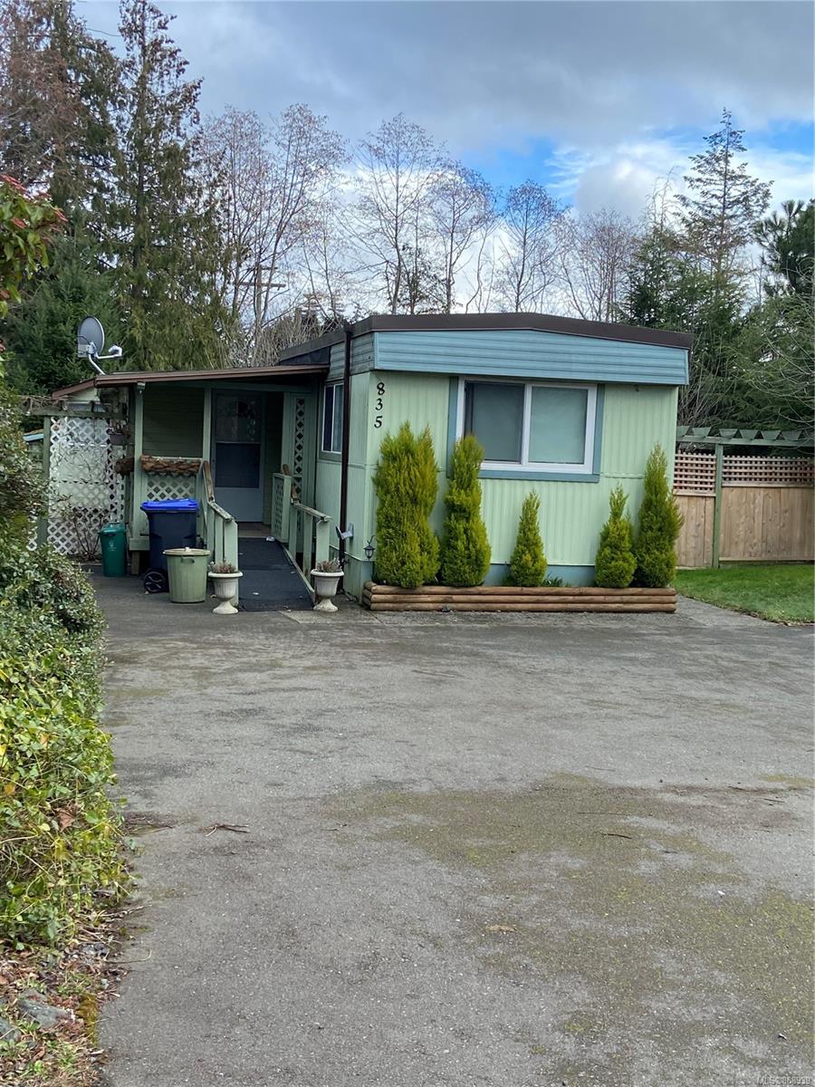 835 Kasba Circle, Parksville, BC, V9P 2A7 868939 Catherine Mosher