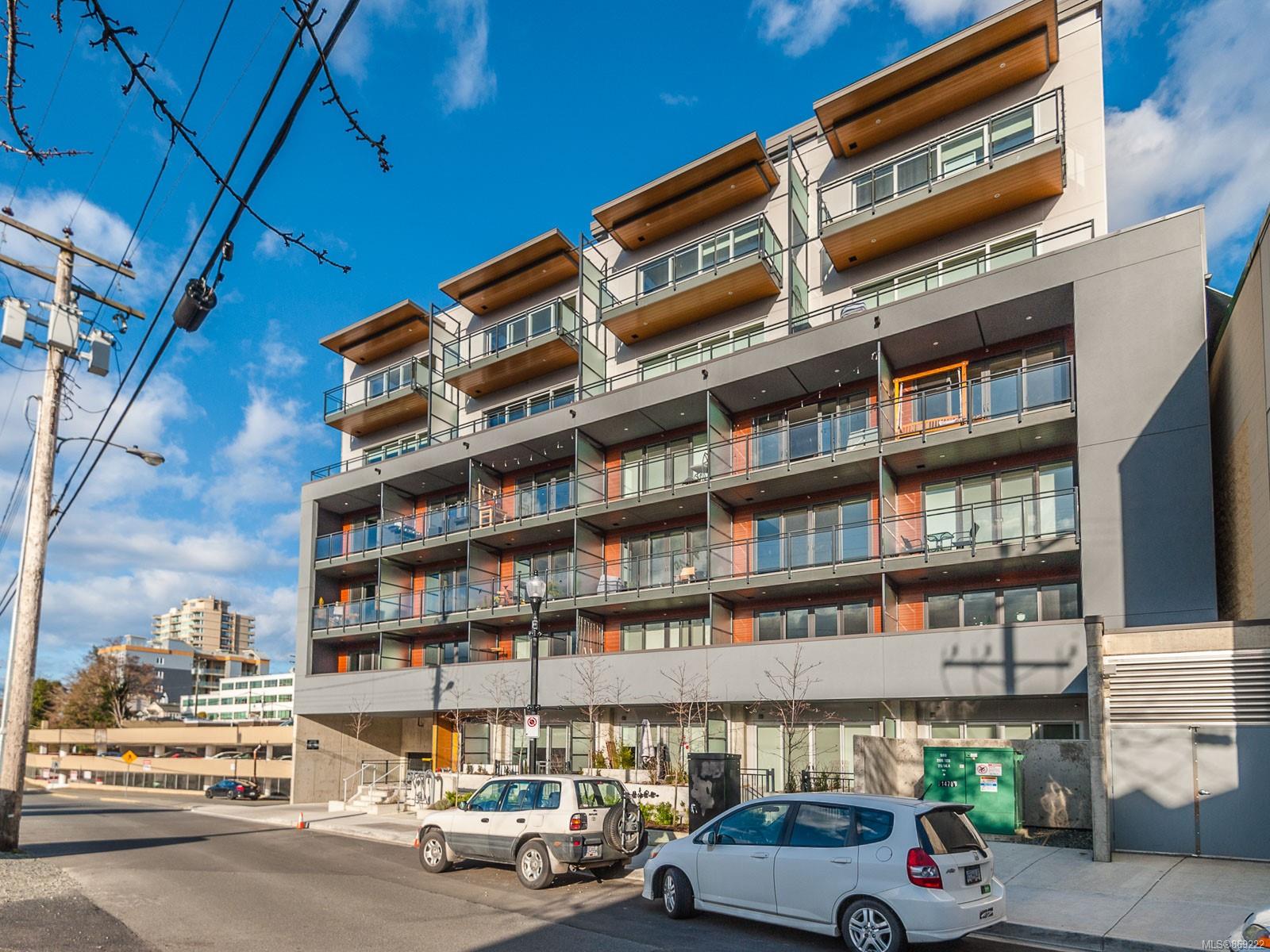 406 91 Chapel Street, Nanaimo, BC, V9R 5H3 869222 Susan ster