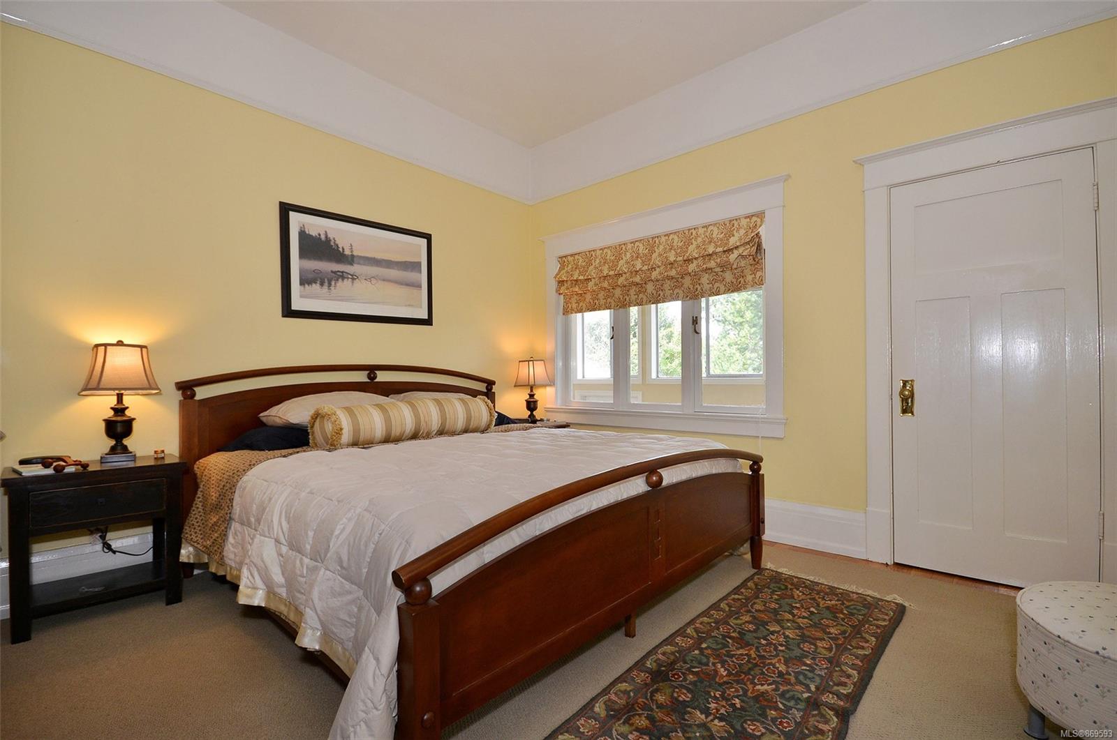 2370 Estevan Avenue, Oak Bay, BC, V8R 2S5 869593 Miles Takacs