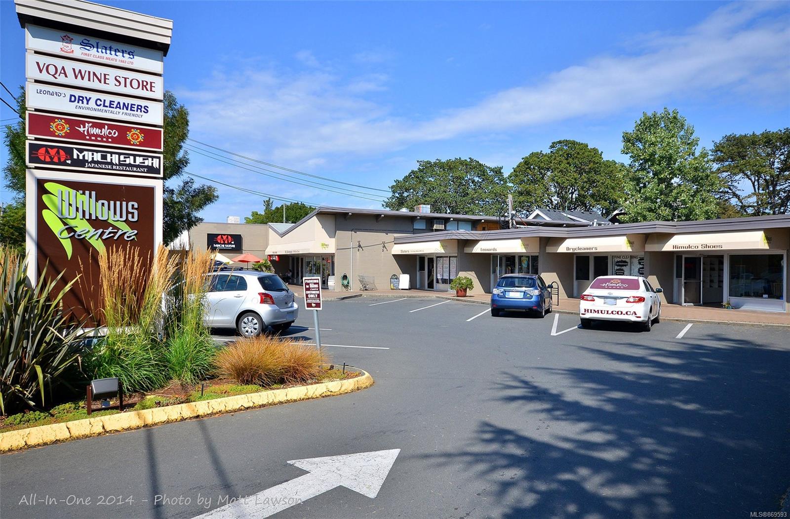 2370 Estevan Avenue, Oak Bay, BC, V8R 2S5 869593 Miles Takacs