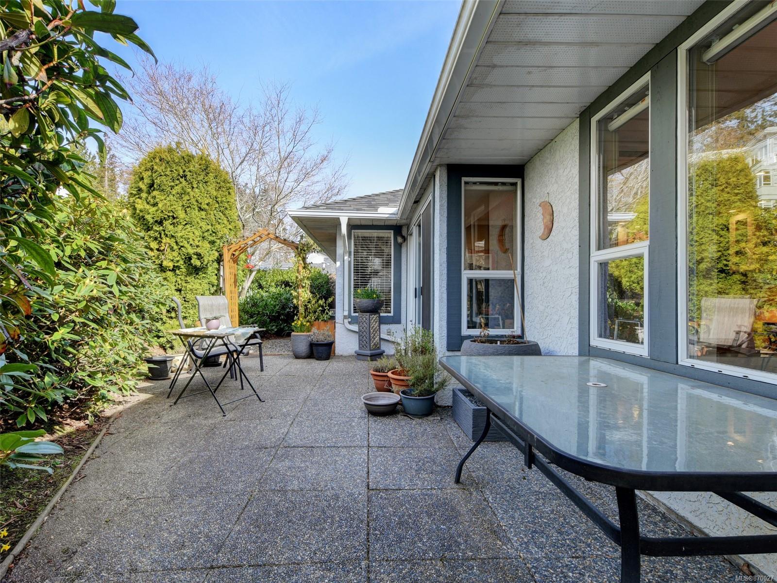 43 5110 Cordova Bay Road, Saanich, BC, V8Y 2K5 870027 Alex Rose