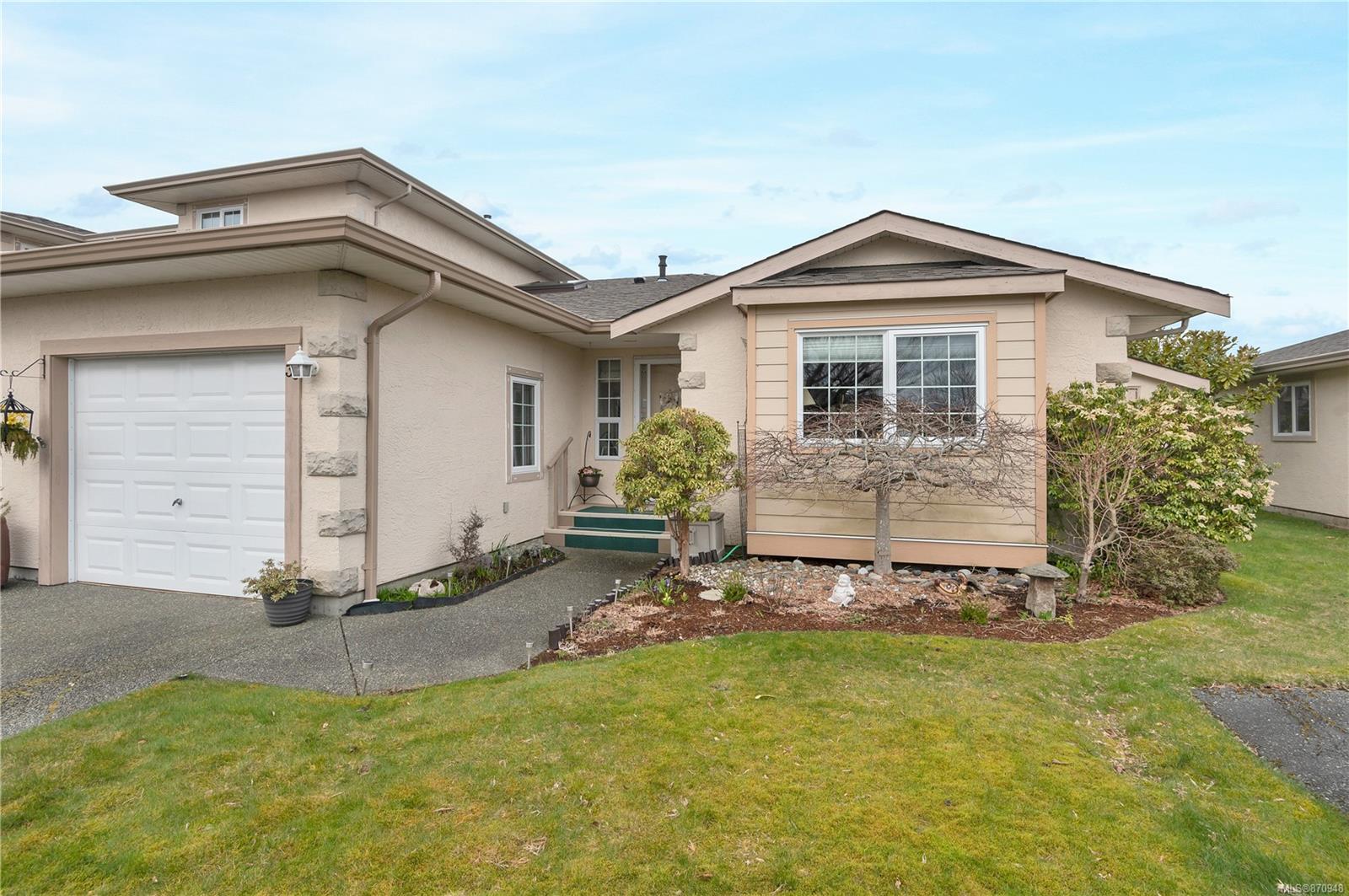 35 2055 Galerno Road, Campbell River, BC, V9W 6Z1 870948 Vanessa MonteithHird Personal