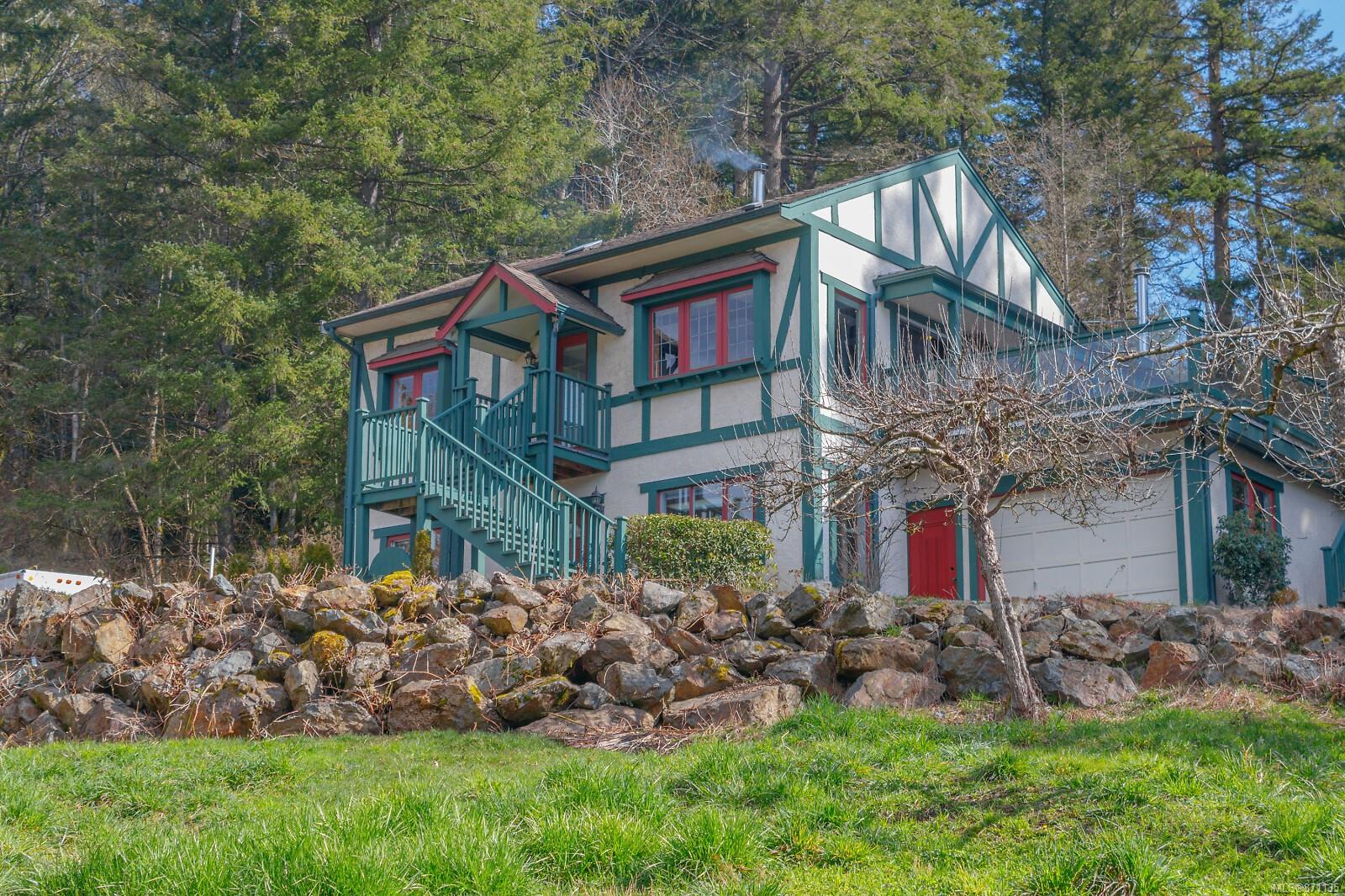 5469 West Saanich Road, Saanich, BC, V8X 4M6 871135 Marten Homes Real Estate PREC