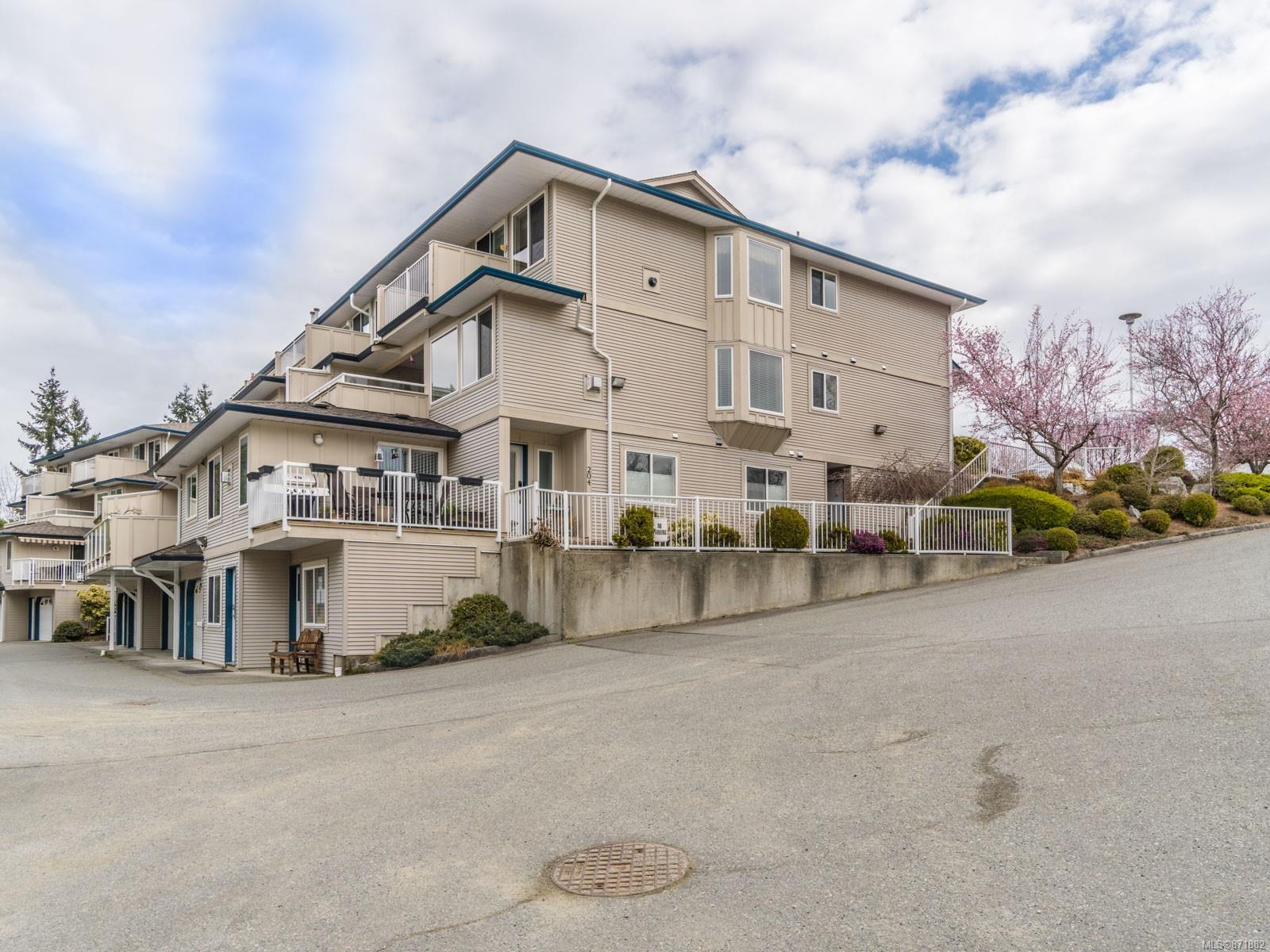 203 1150 Walkem Road, Ladysmith, BC, V9G 1S1 871882 Carol Warkentin and Associates Personal