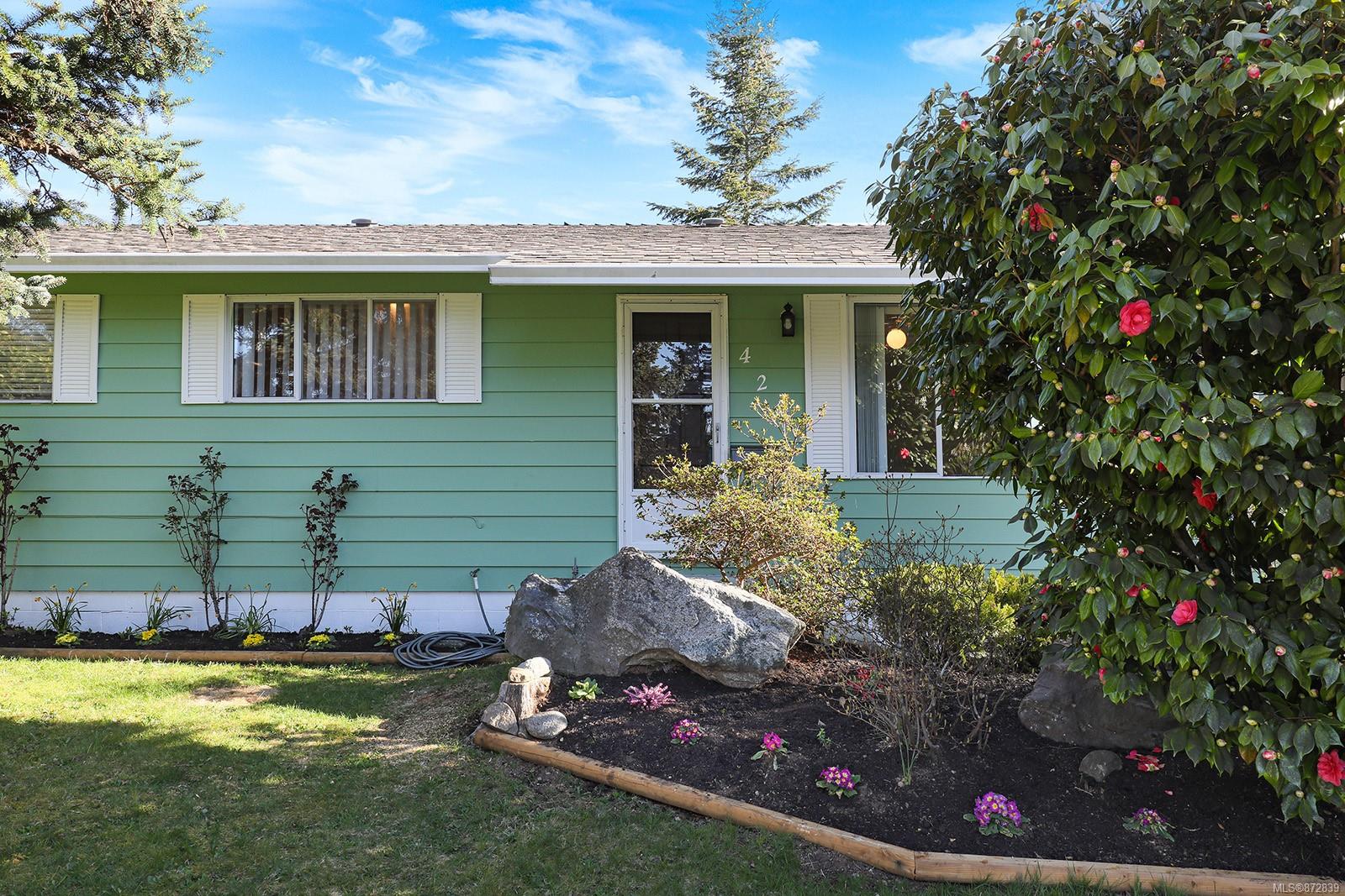 424 Niluht Rd, Campbell River, BC, V9W 5H6 872839 Vanessa Monteith