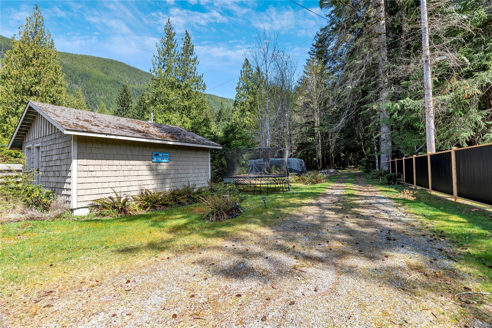 9170 Meades Creek Road, Lake Cowichan, BC, V0R 2G0 873843 Victoria