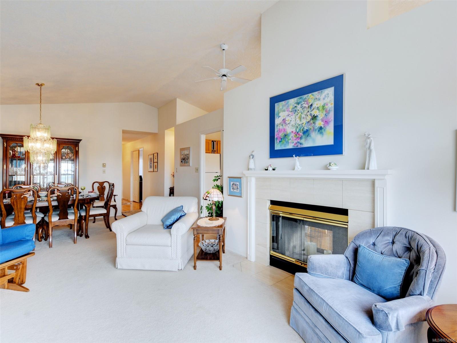 38 901 Kentwood Lane, Saanich, BC, V8Y 2Y7 873996 McMullen Homes Team