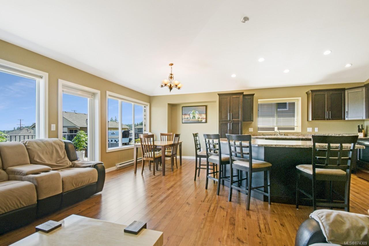 882 Howard Avenue, Nanaimo, BC, V9R 3T2 874309 Vancouver Island