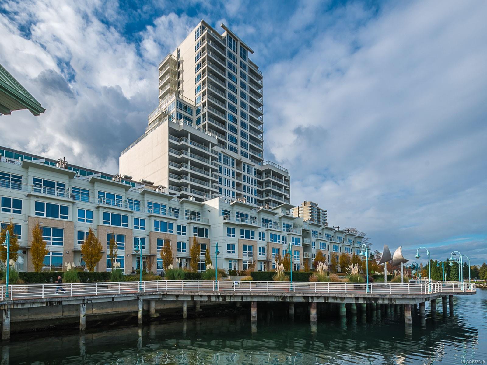 TH13 38 Front Street, Nanaimo, BC, V9R 0B8 875018 Susan McGougan