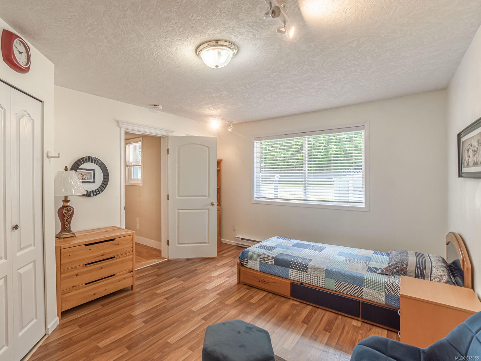 5589 Kenwill Drive, Nanaimo, BC, V9T 5M5 875855 Ty Collyer Real Estate