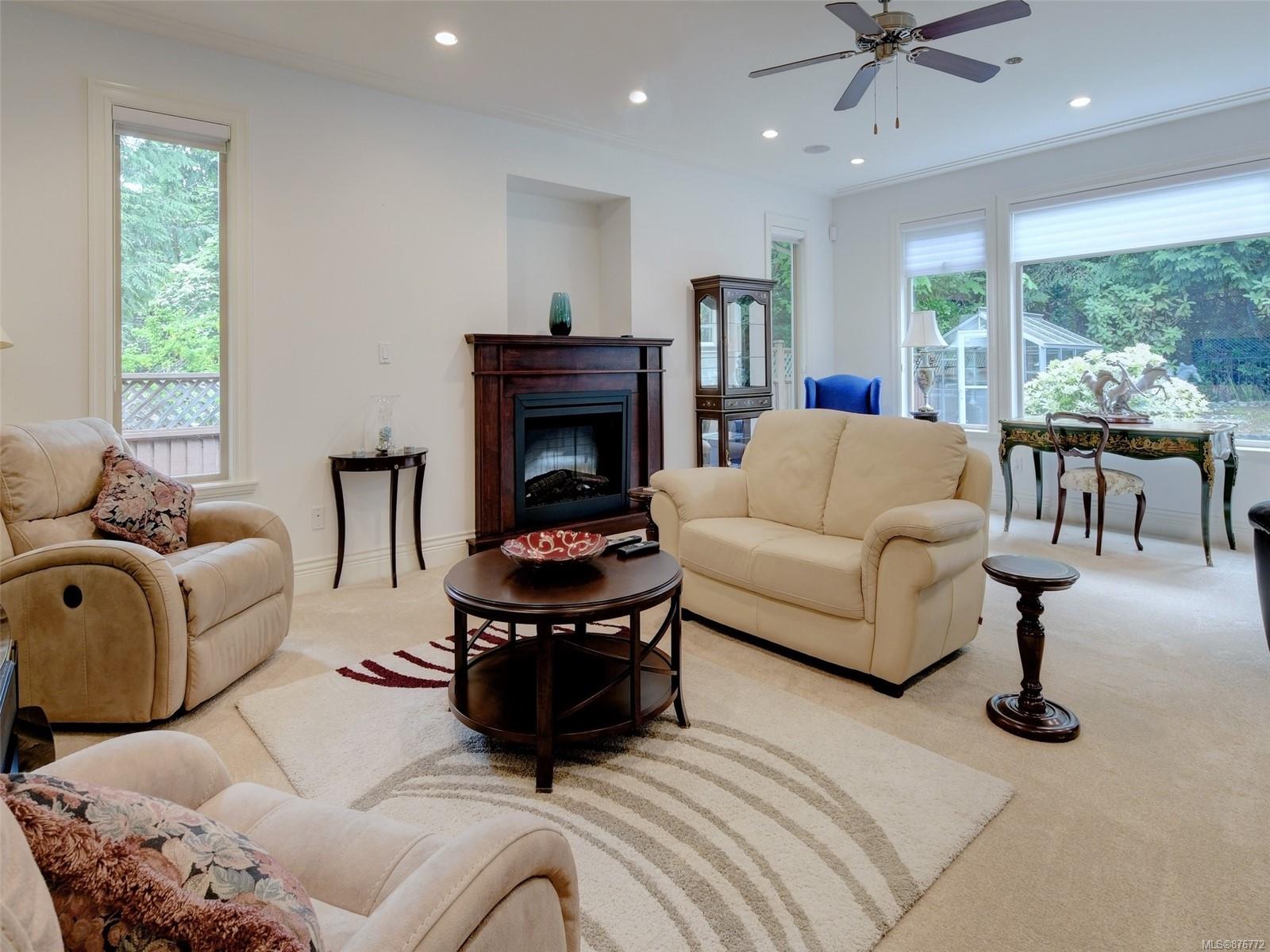 813 Sayward Road, Saanich, BC, V8Y 1R5 876772 McMullen Homes Team