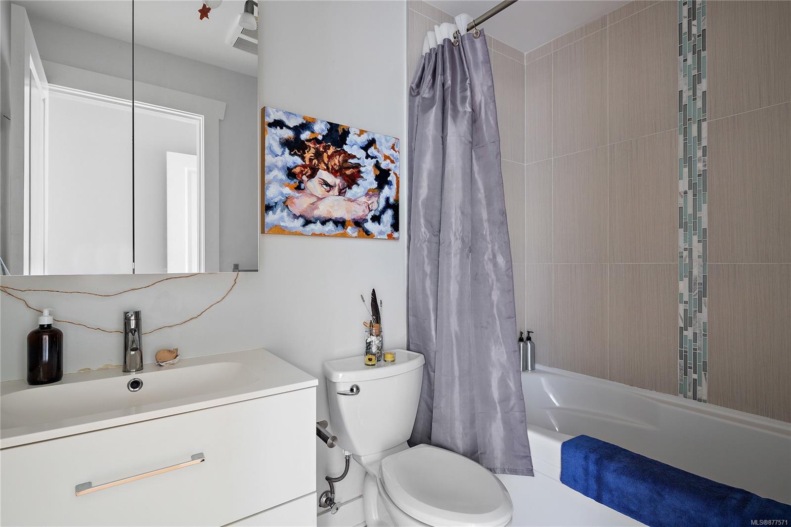 1953 Richardson Street, Victoria, BC, V8S 1S5 877571 Robin Cushing